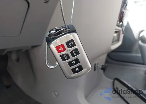 2012 Toyota Sienna Xle V6 8 Passenger из США, поврежденный, VIN 5TDYK3DC0CS254165